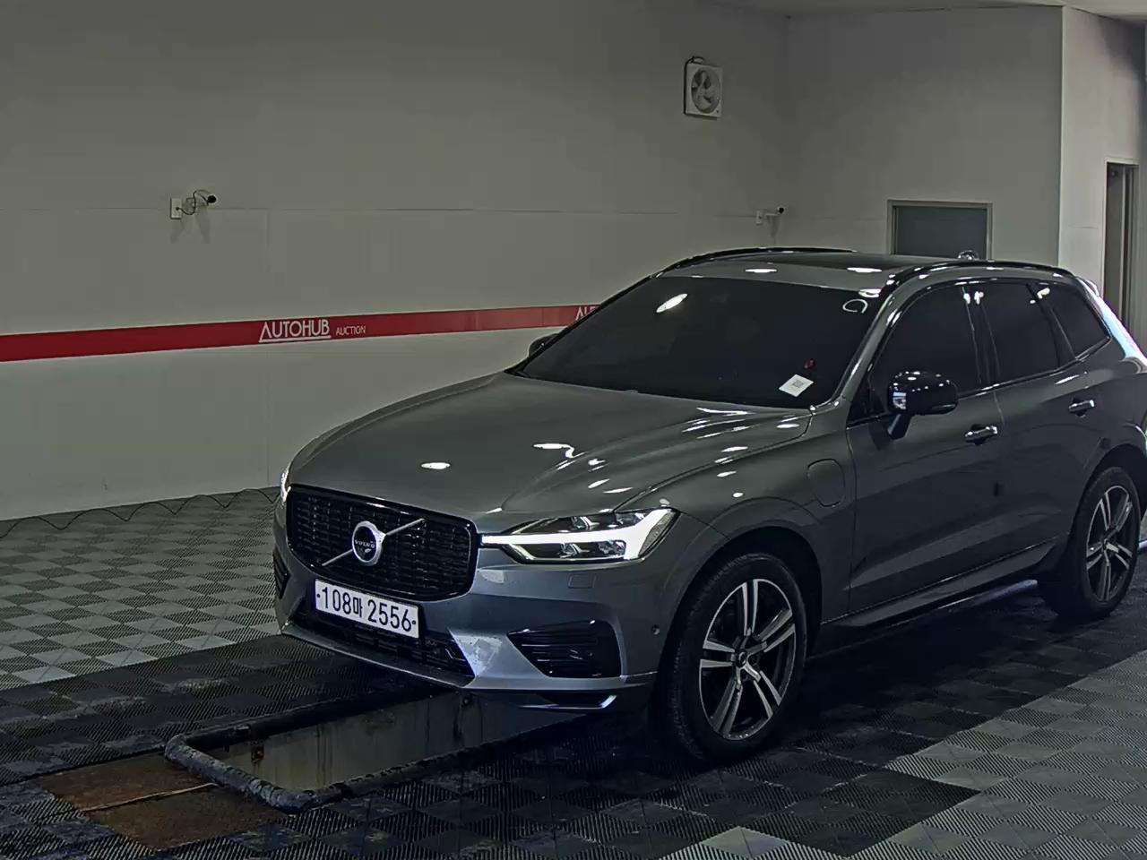 Volvo Xc60 2021 — صورة 1
