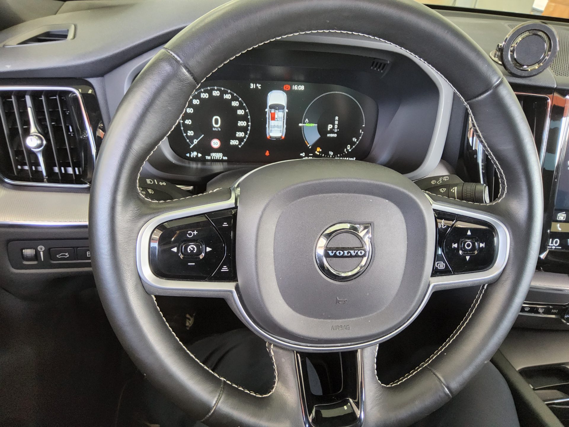 Volvo Xc60 2021 — صورة 10