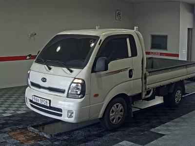 KIA BONGO III CARGO 1 TON KING CAB EXTRA WHEEBASE