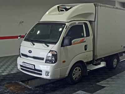 KIA BONGO III CARGO KING CAB EXTRA WHEELBASE