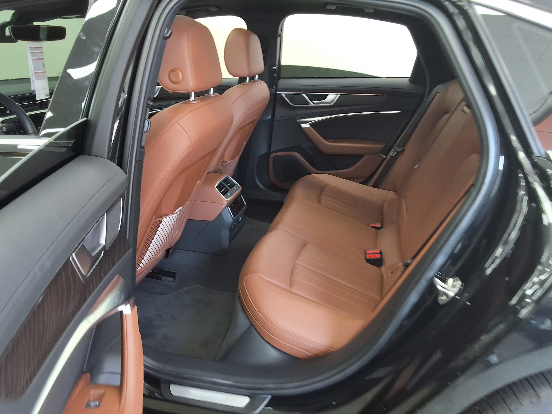 Audi A6 2023 — صورة 6