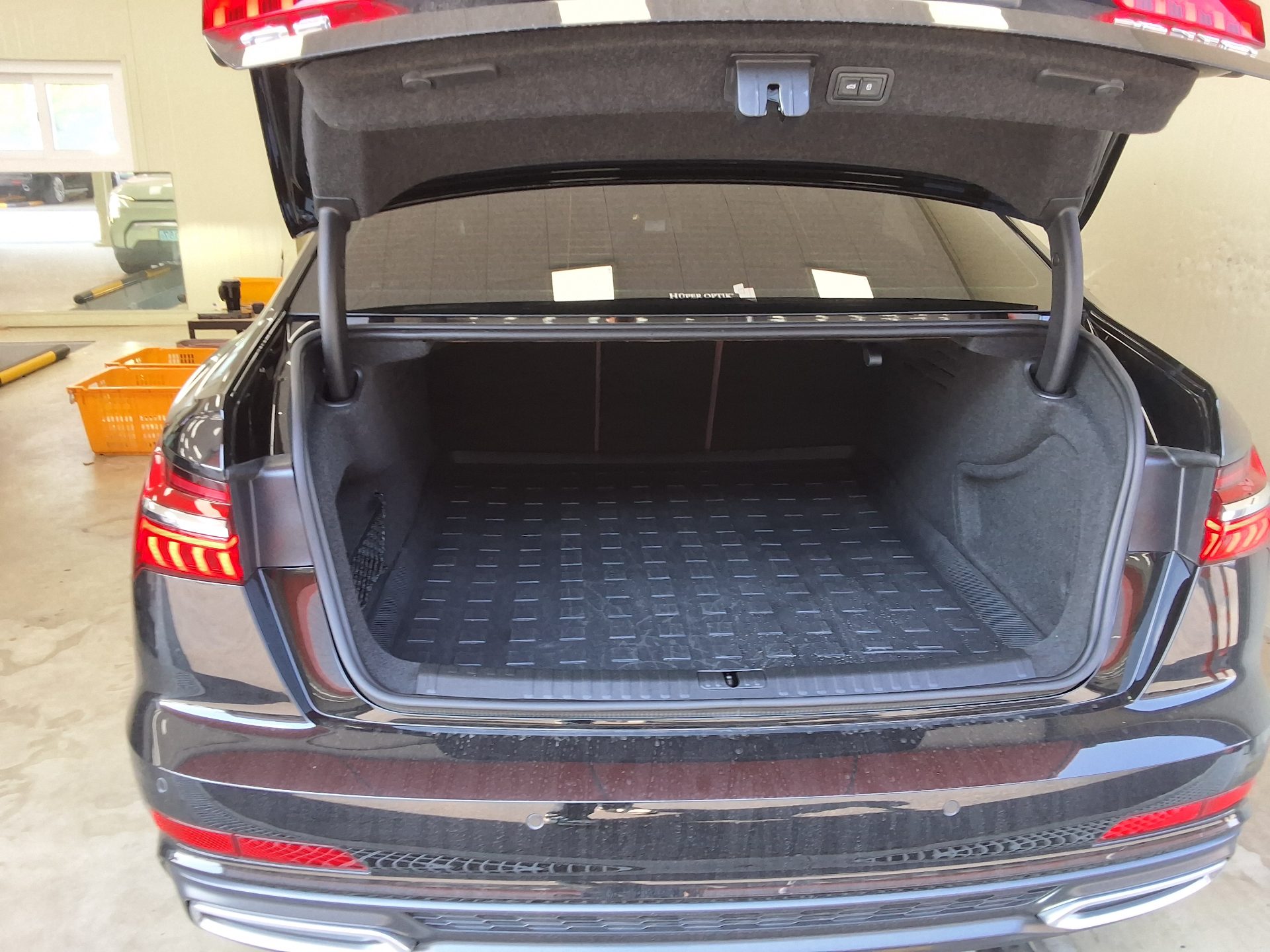 Audi A6 2023 — صورة 9