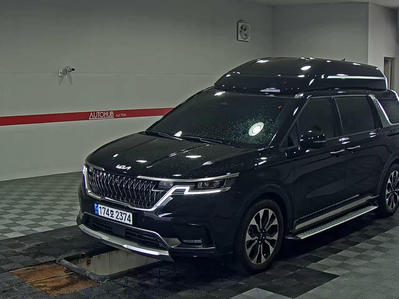 2023 - kia carnival