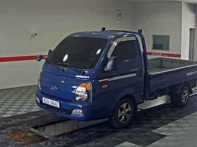 HYUNDAI PORTER II STANDARD CAB EXTRA WHEELBASE