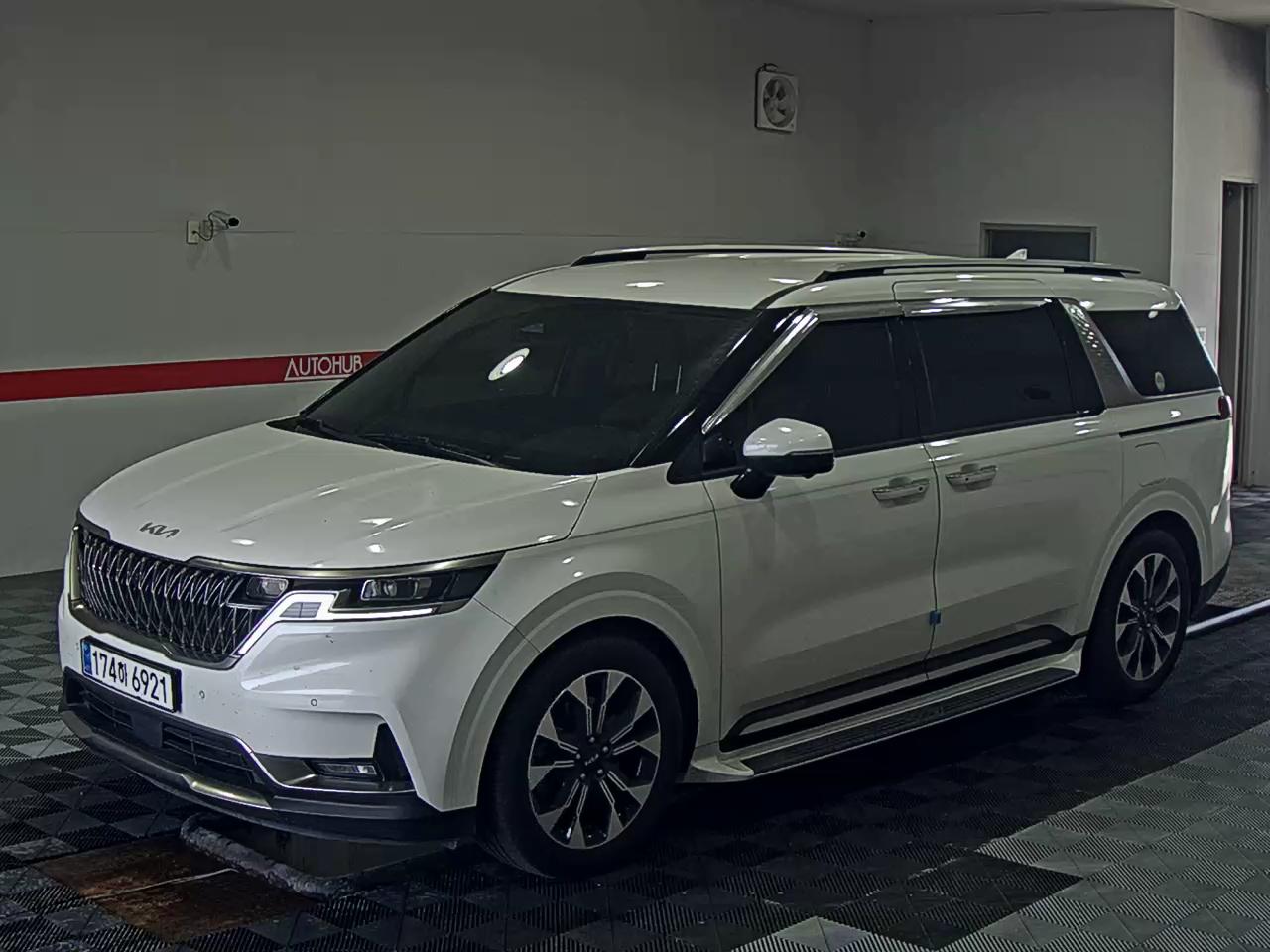 KIA CARNIVAL (KA4)