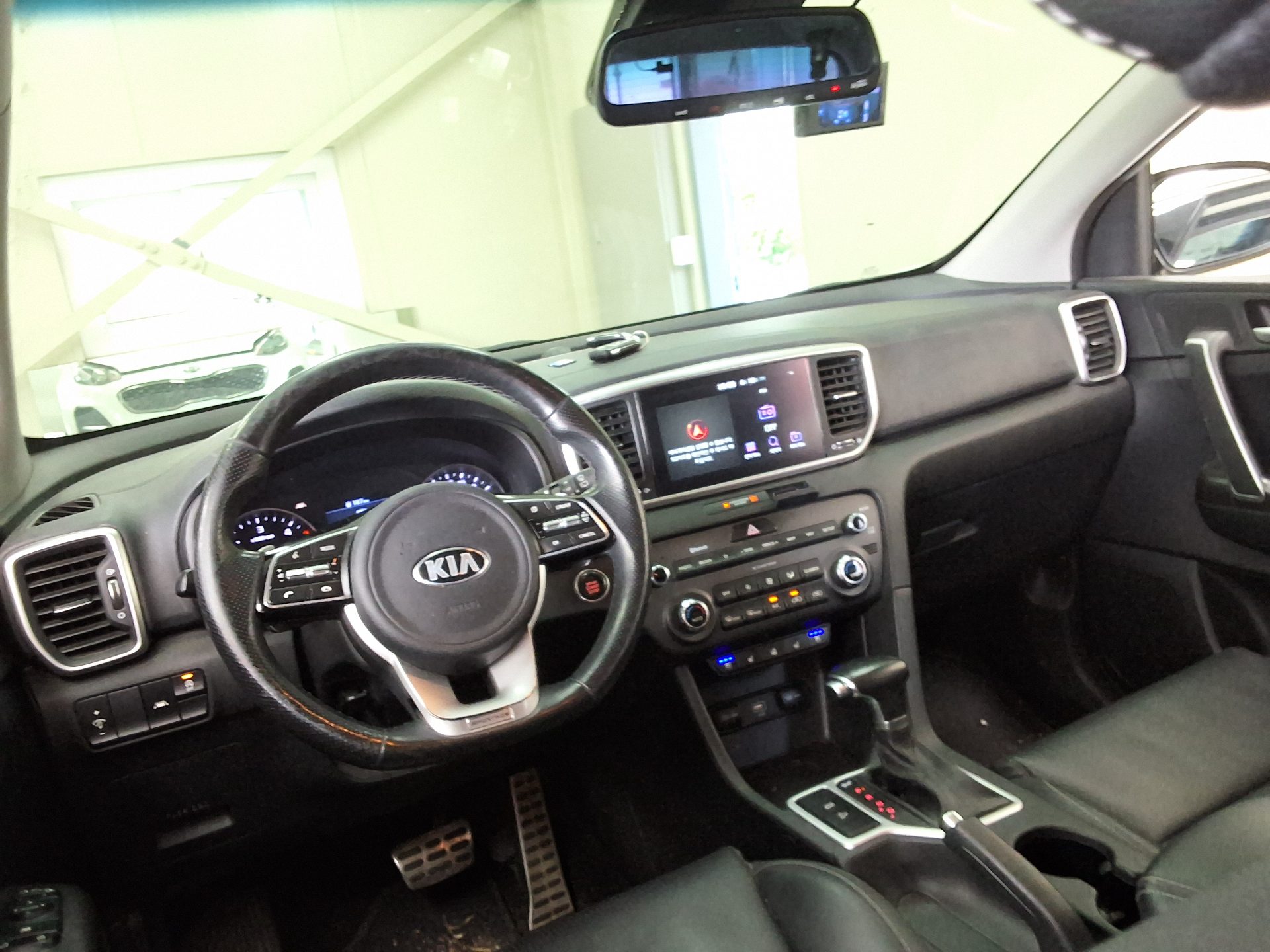 2019 - kia sportage