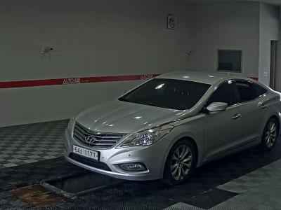HYUNDAI GRANDEUR HG HG 300 NOBLE