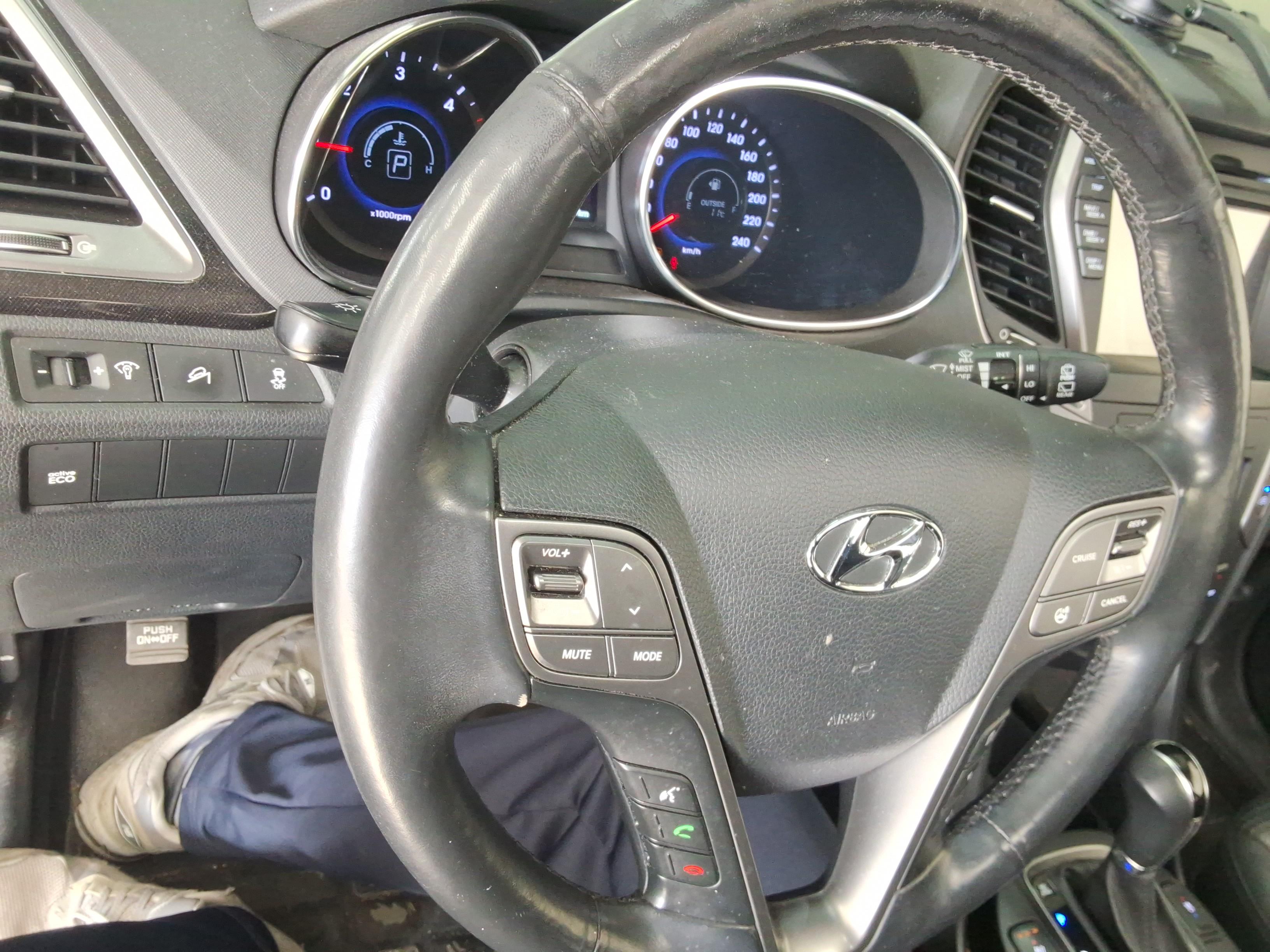 2015 - hyundai santa fe