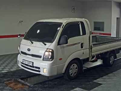 KIA BONGO III CARGO 1 TON KING CAB EXTRA WHEEBASE
