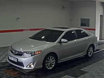 TOYOTA CAMRY (9TH GEN) XLE