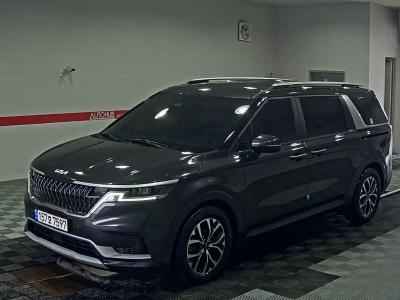 KIA CARNIVAL (KA4)