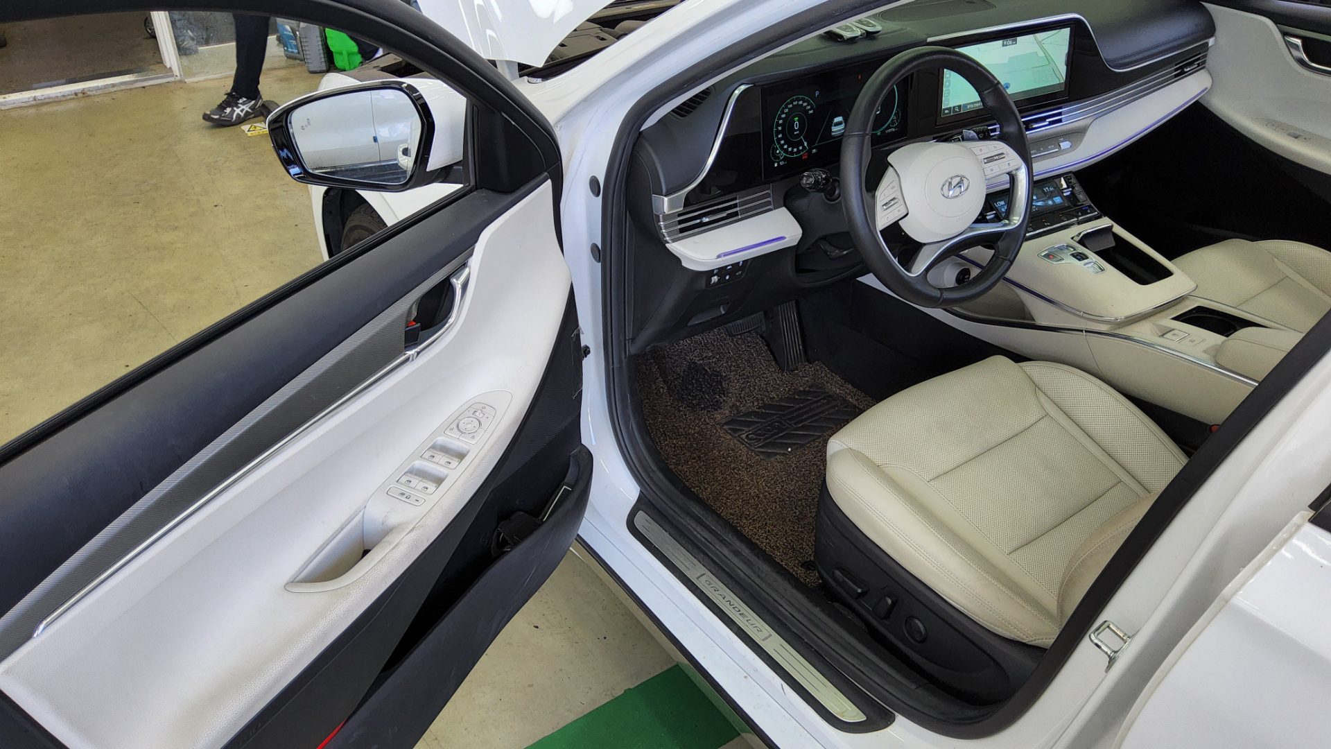 2023 - hyundai grandeur