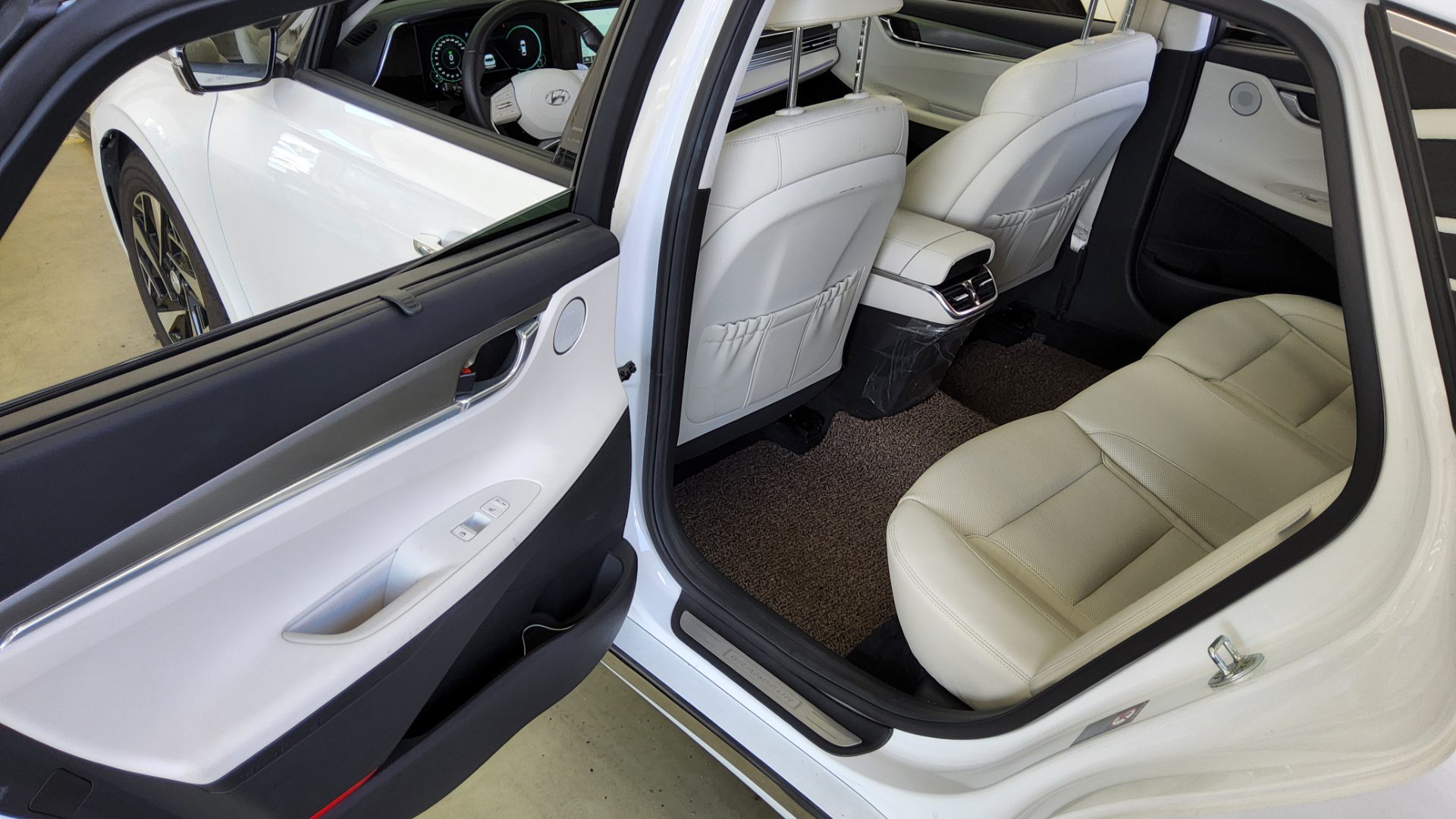 2023 - hyundai grandeur