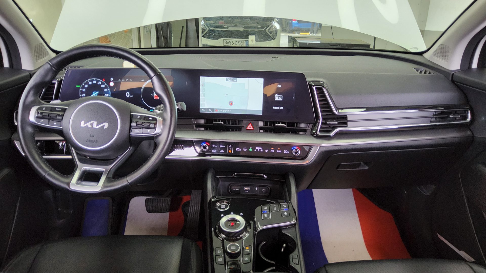 2022 - kia sportage