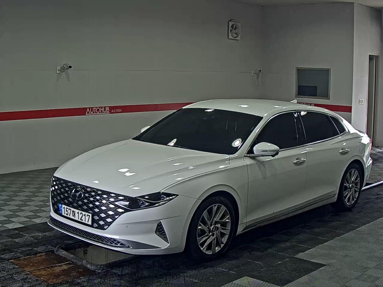 2022 - hyundai grandeur