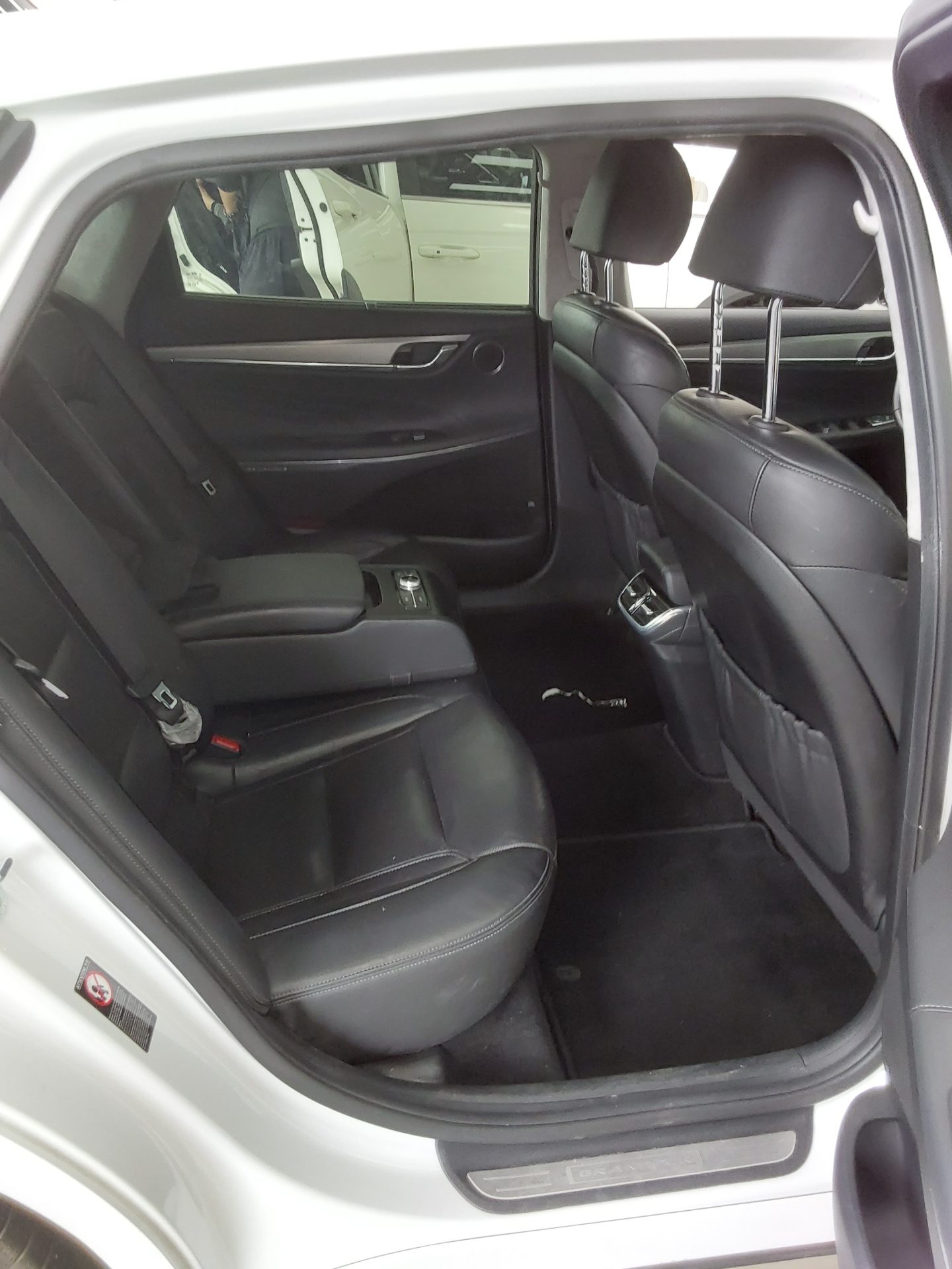 2022 - hyundai grandeur
