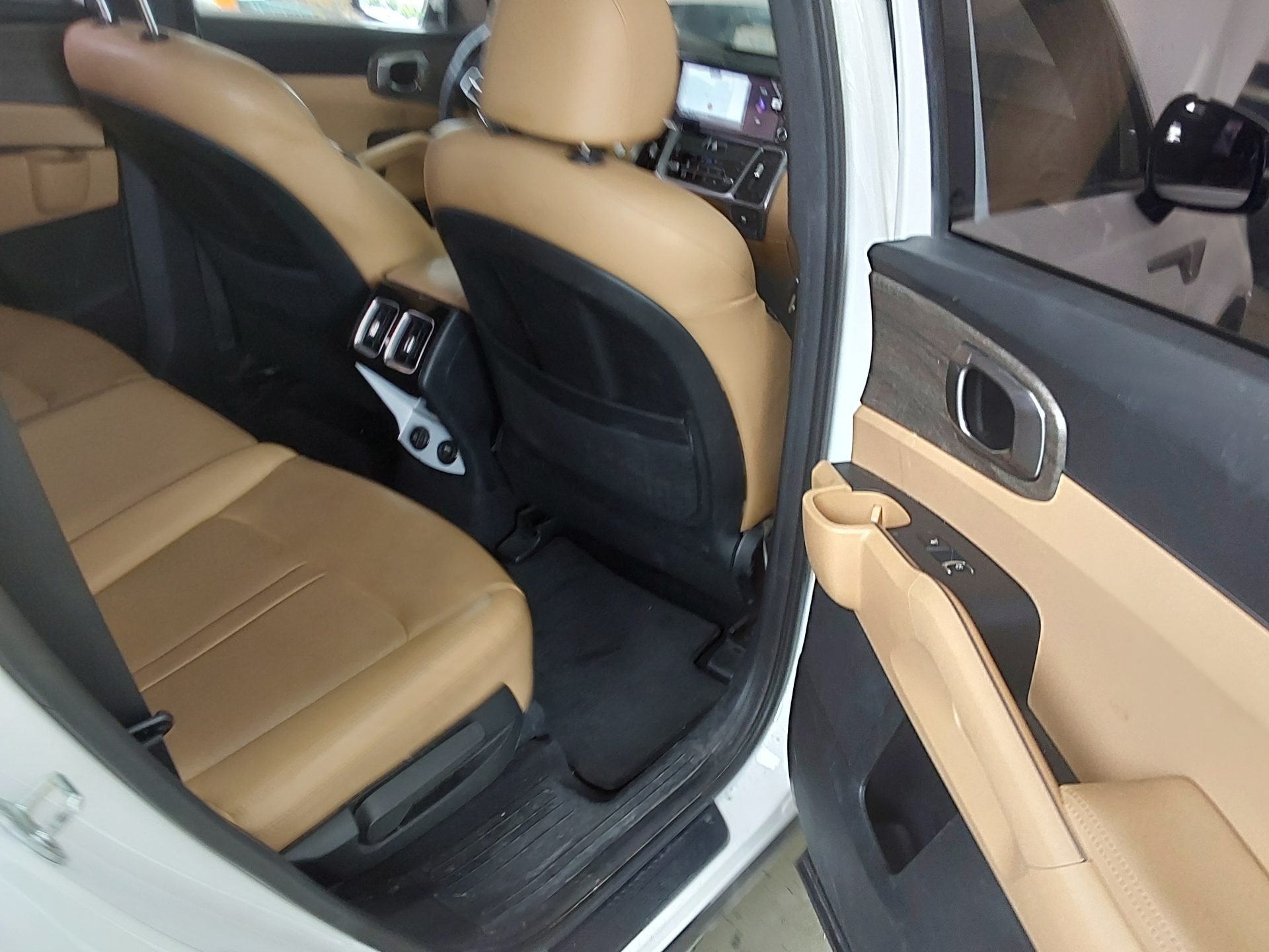 2022 - kia sorento