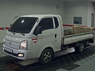 HYUNDAI PORTER II SUPER CAB EXTRA WHEELBASE