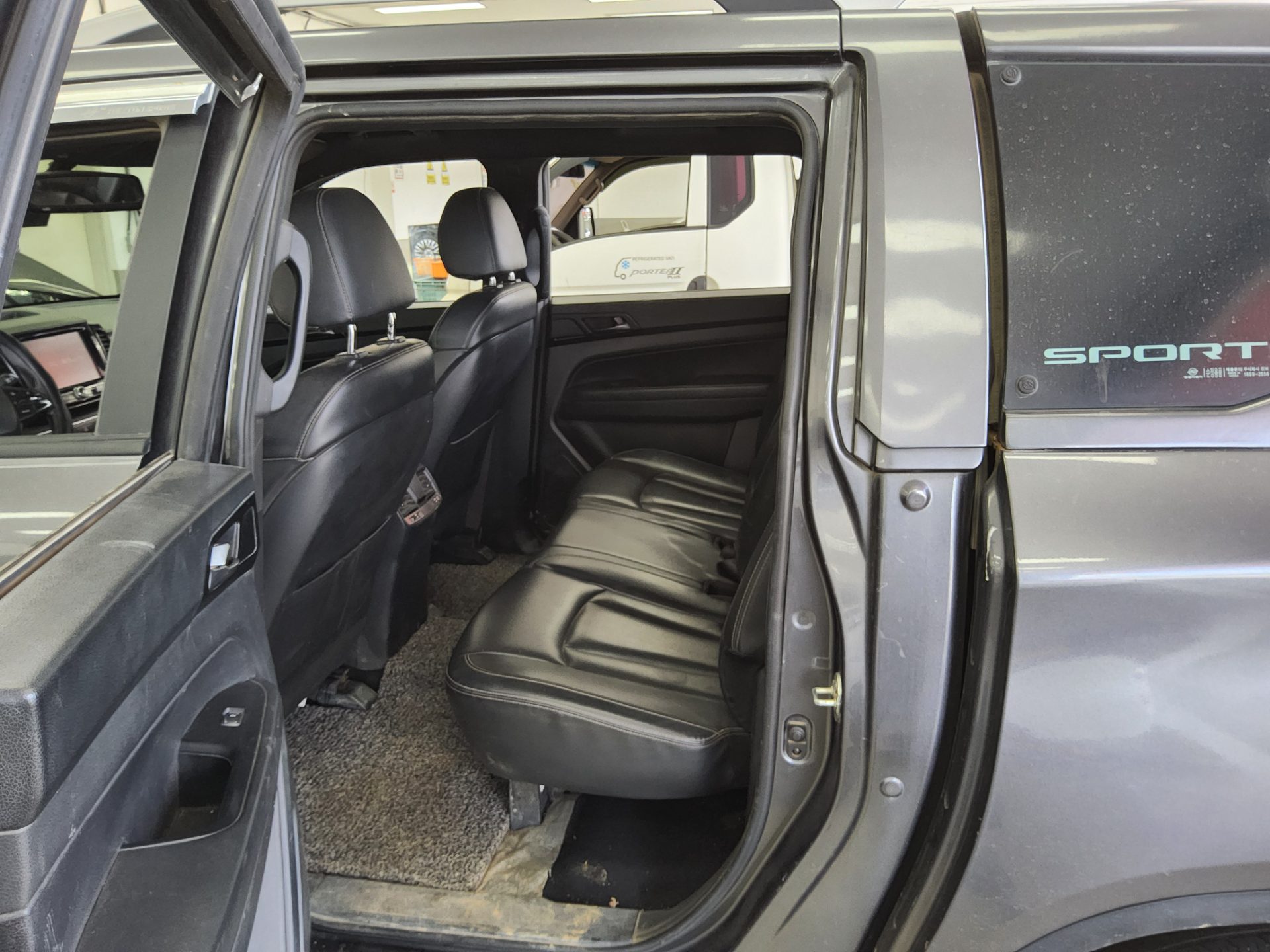 سانج يونج Rexton 2021 — صورة 5