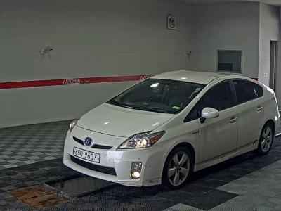 TOYOTA PRIUS (3RD GEN)