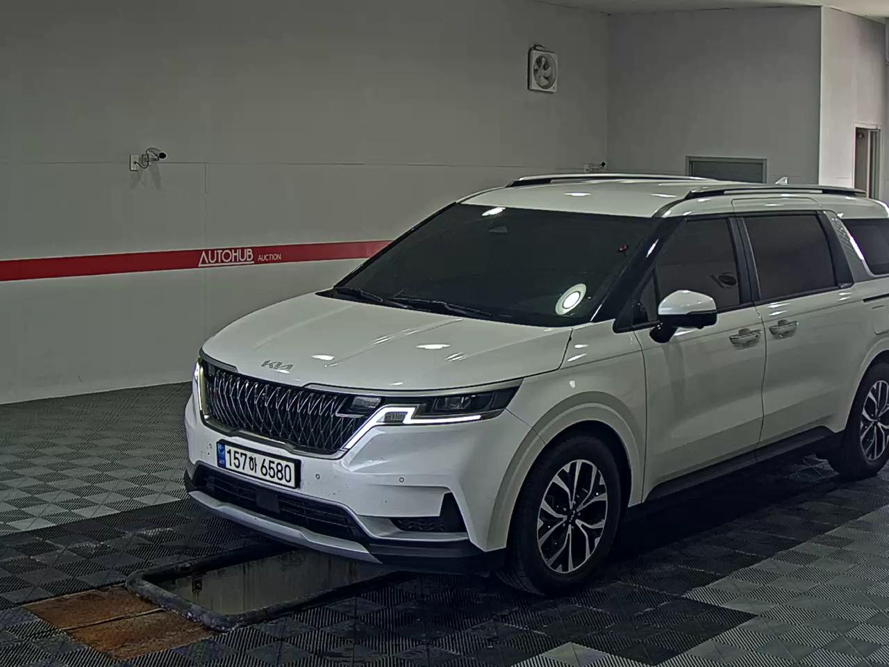 KIA CARNIVAL (KA4)