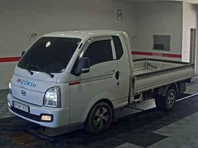 HYUNDAI PORTER II VGT SUPER CAB EXTRA WHEELBASE
