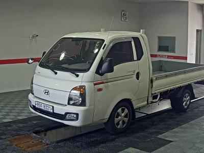 HYUNDAI PORTER II SUPER CAB EXTRA WHEELBASE SUPER