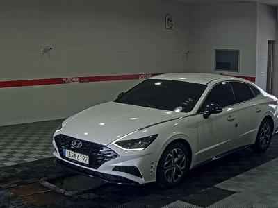 HYUNDAI SONATA (DN8)