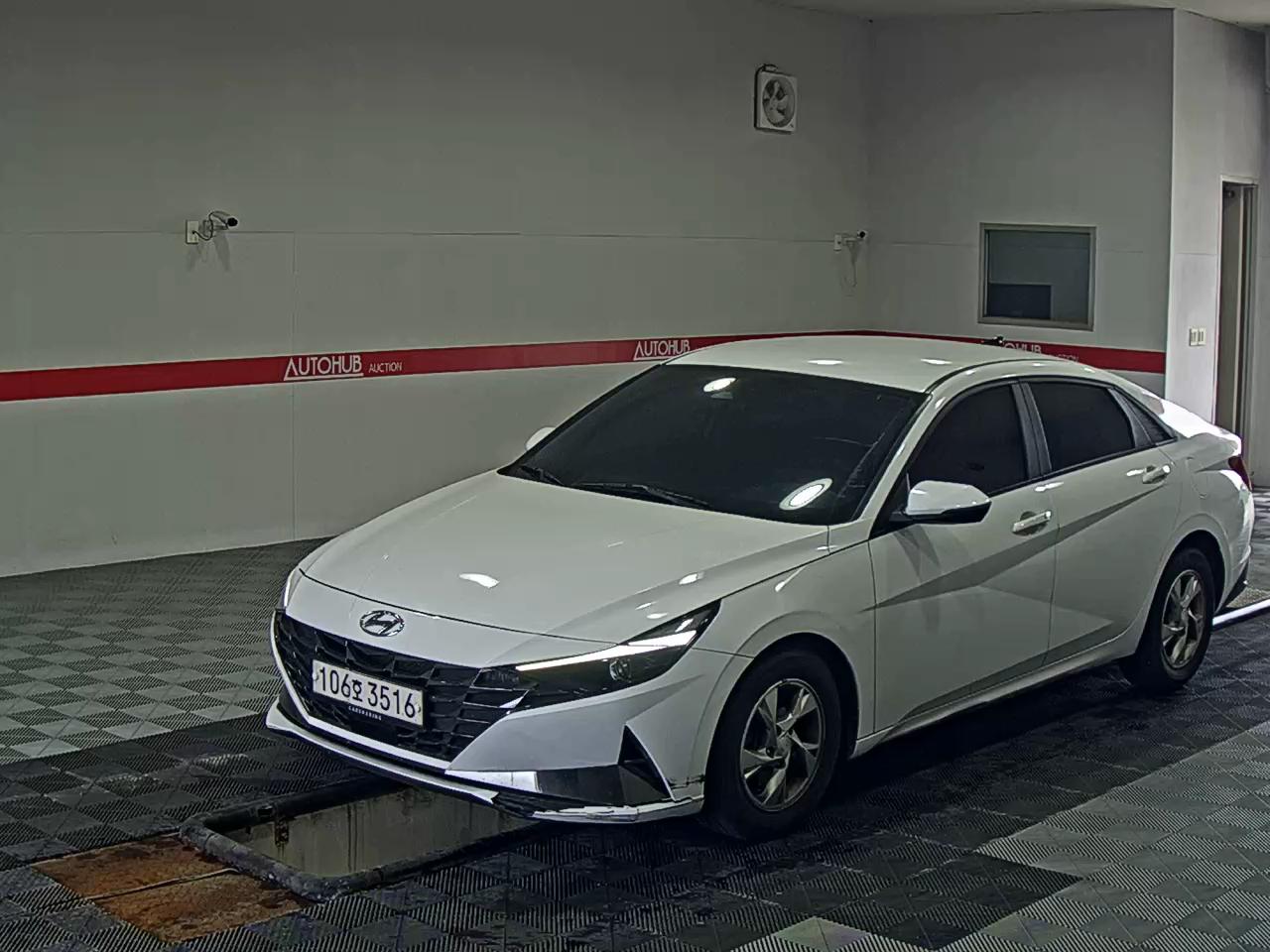 2022 - hyundai avante