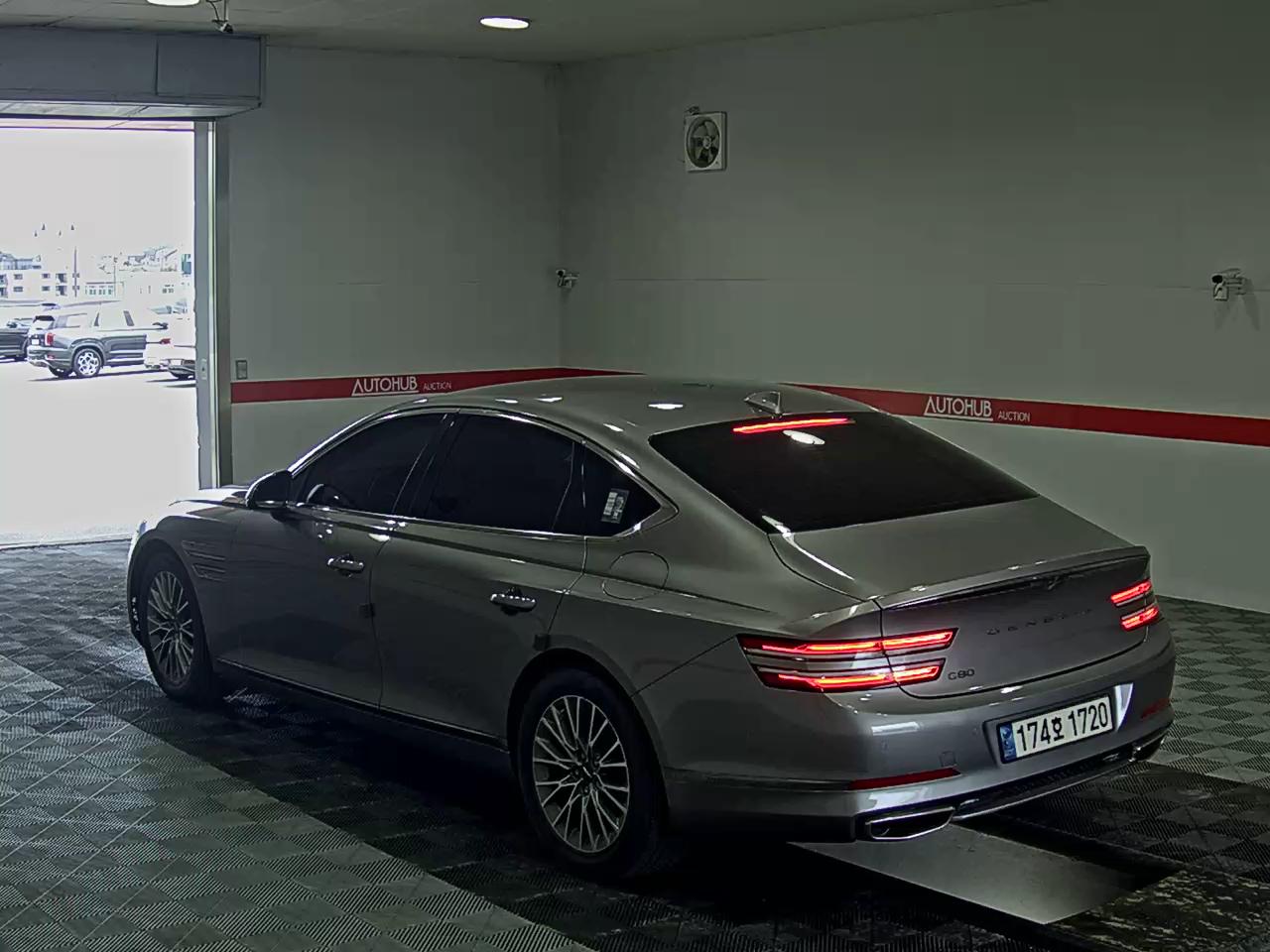 2023 - genesis g80