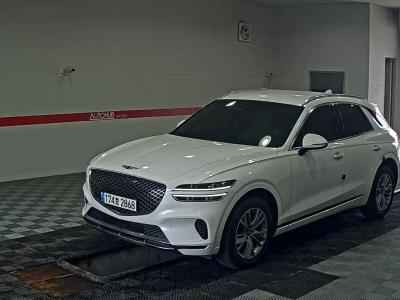 GENESIS GV70 BASE MODEL