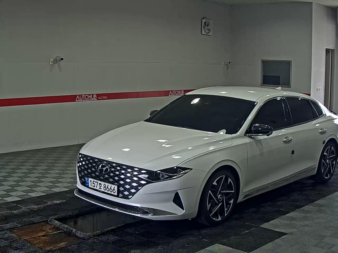 2022 - hyundai grandeur