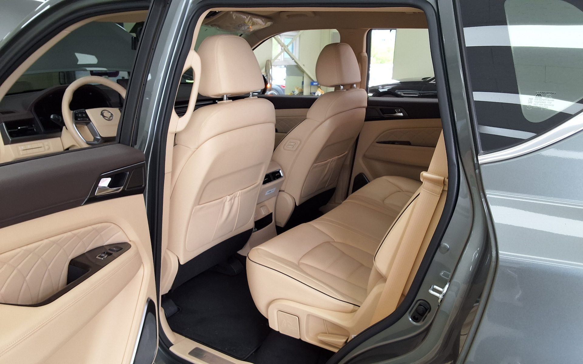 2024 - ssangyong rexton
