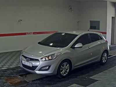 HYUNDAI i30 GDi UNIQUE