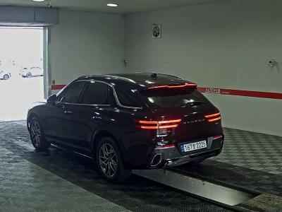 جينيسيس Gv70 2.5T دفع رباعي Base Model 2023 2.5T دفع رباعي