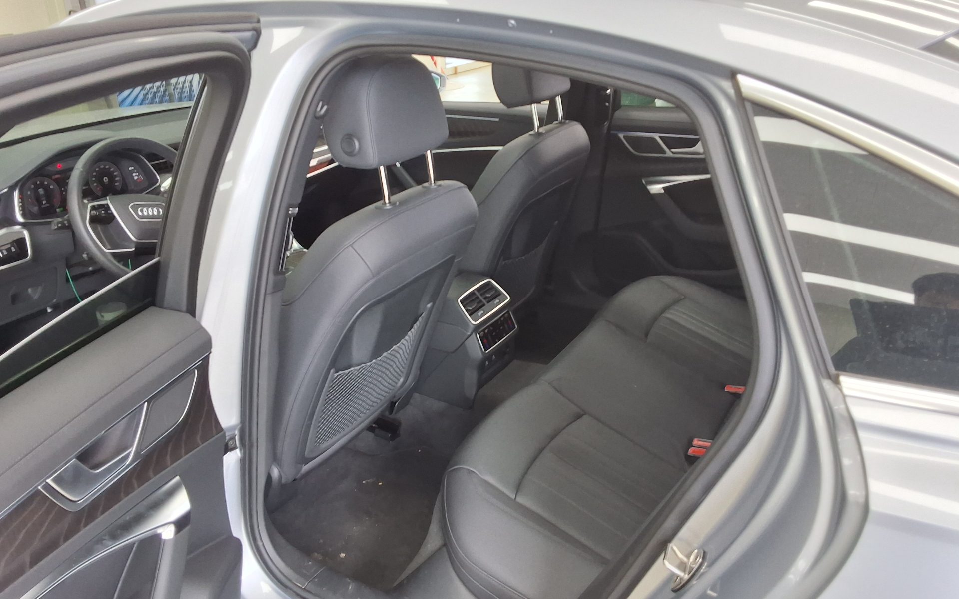 Audi A6 2022 — صورة 5