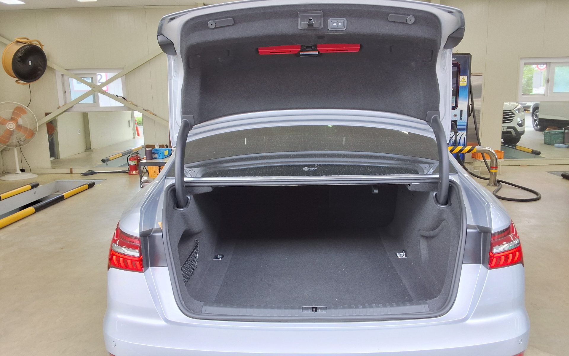 Audi A6 2022 — صورة 8