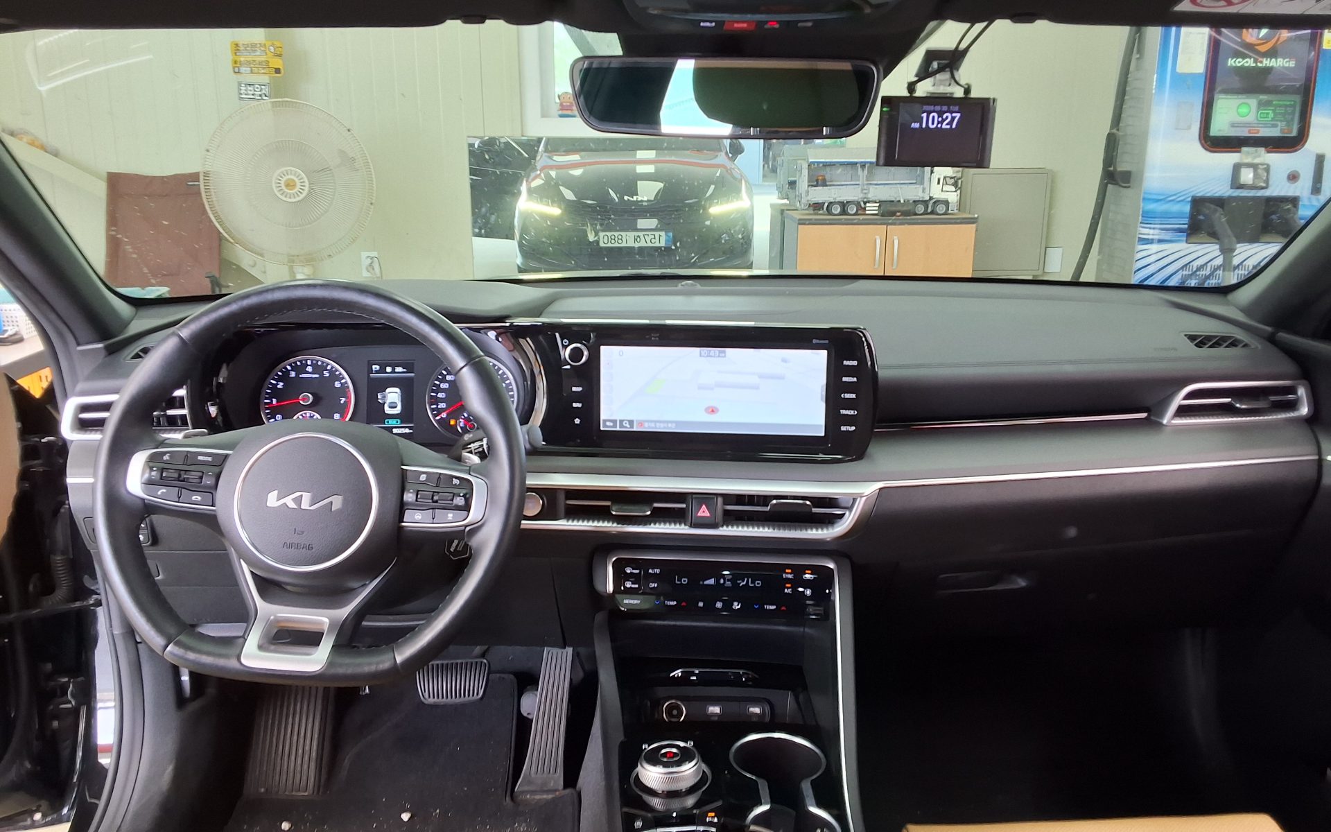 2023 - kia k5