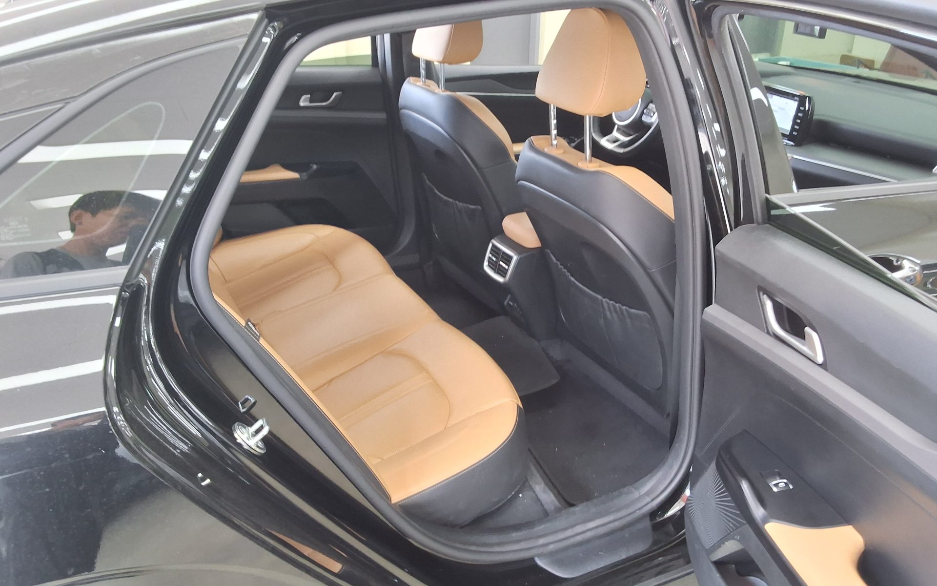 2023 - kia k5