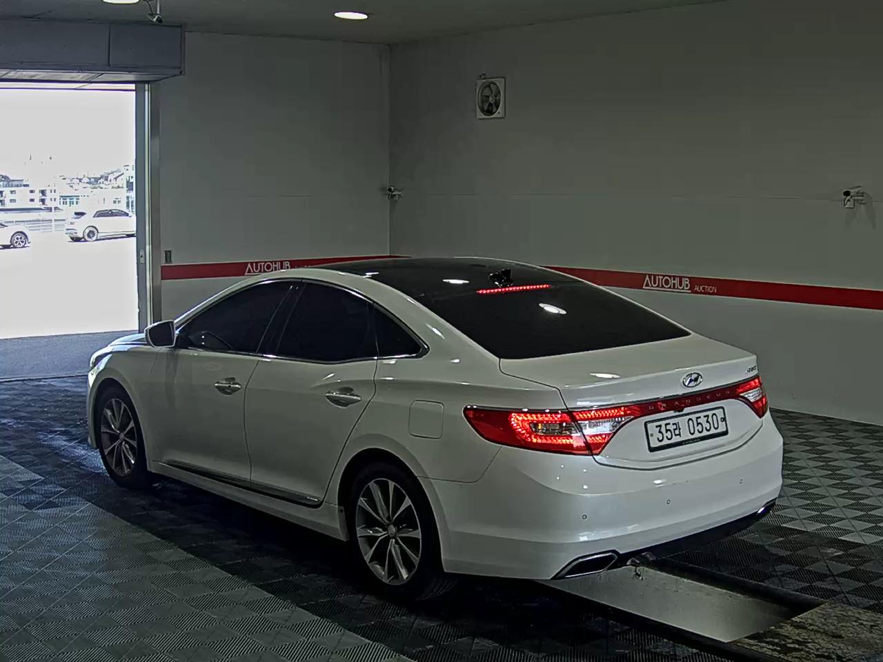 2016 - hyundai grandeur