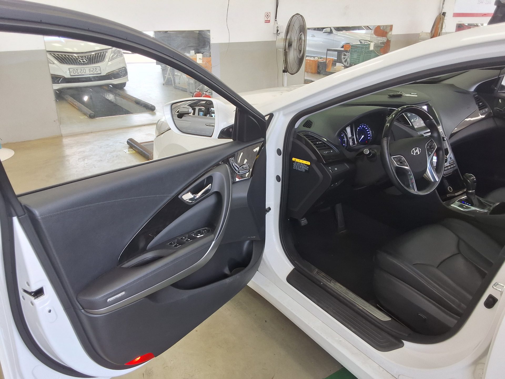 2016 - hyundai grandeur
