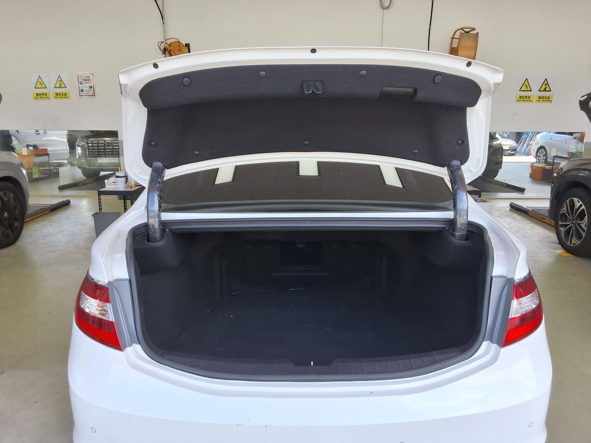 2016 - hyundai grandeur