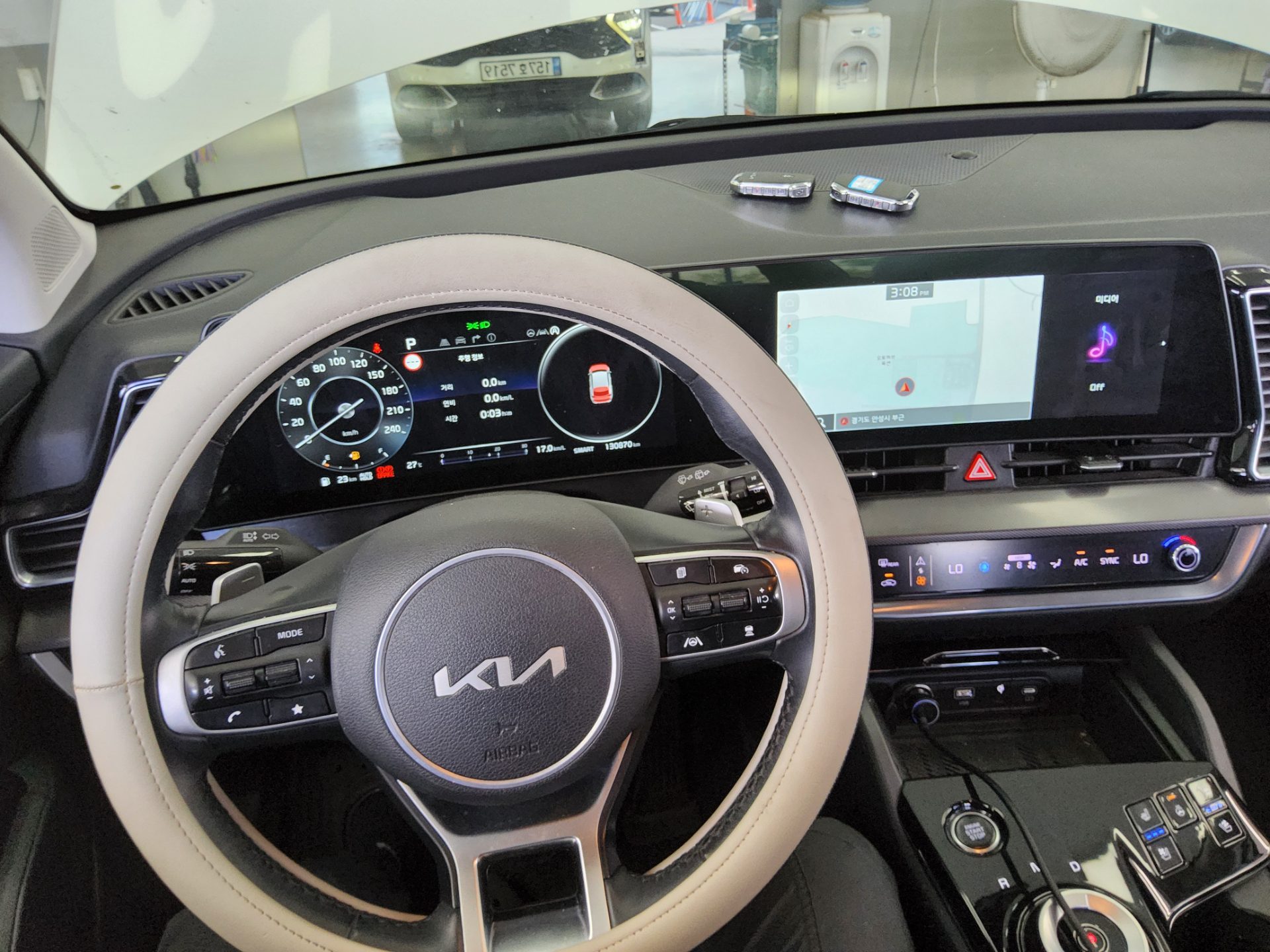 2022 - kia sportage