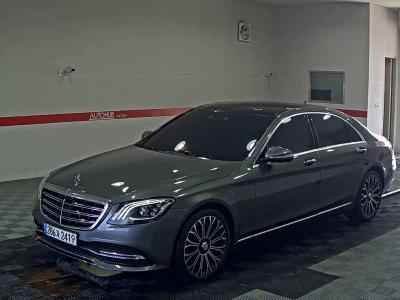 MERCEDES-BENZ S-CLASS (6TH GEN) S560L