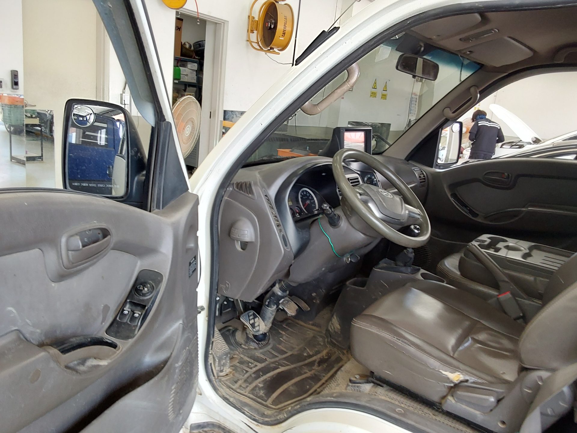 2012 - hyundai porter