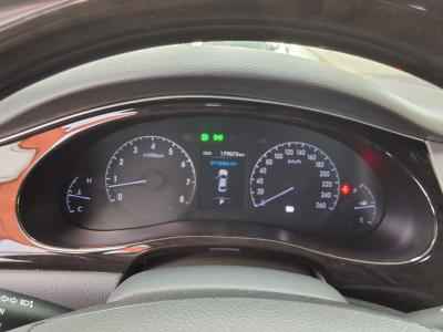 هيونداي جينيسيس Bh 330 فاخر 2012 فاخر