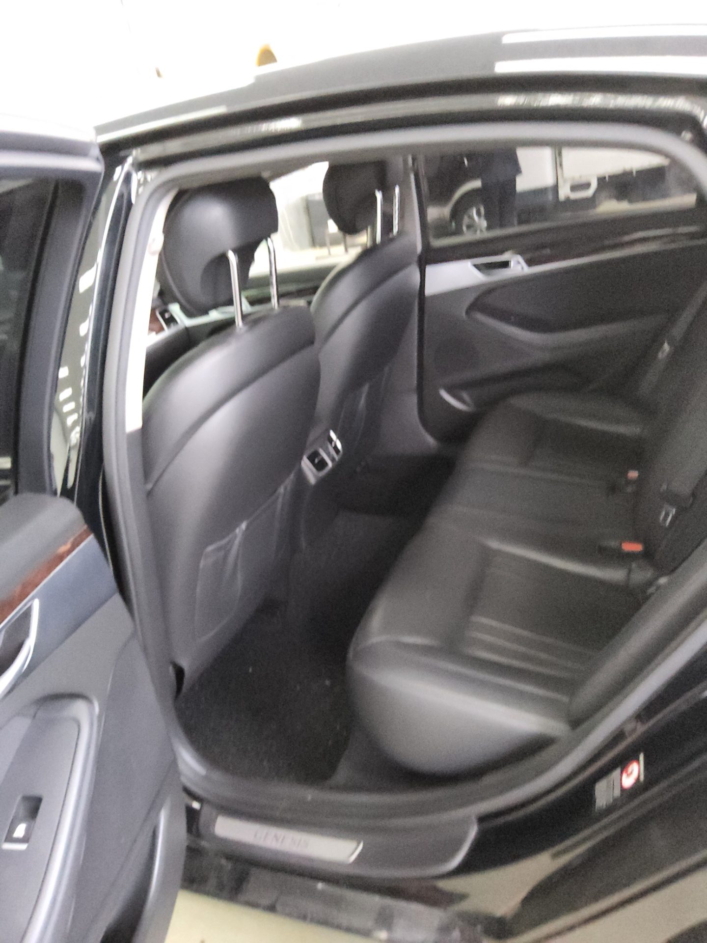 2016 - hyundai g330