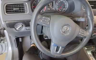 فولكس فاجن Jetta (6Th Gen) 2.0 Tdi 2014 2.0 tdi