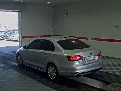 فولكس فاجن Jetta (6Th Gen) 2.0 Tdi 2014 2.0 tdi
