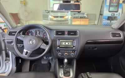 فولكس فاجن Jetta (6Th Gen) 2.0 Tdi 2014 2.0 tdi